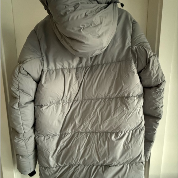 Men’s Canada Goose Armstrong Parka. Boulder Grey. Size small. - Picture 2 of 7
